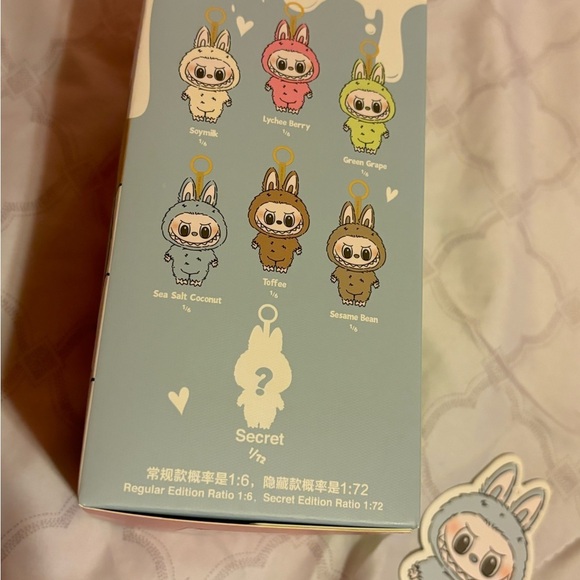 Labubu Macaron “SeaSalt Coconut” - Picture 4 of 4